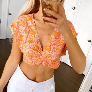 🍊 ZARA ORANGE PINK FRONT TWIST CROP TOP!